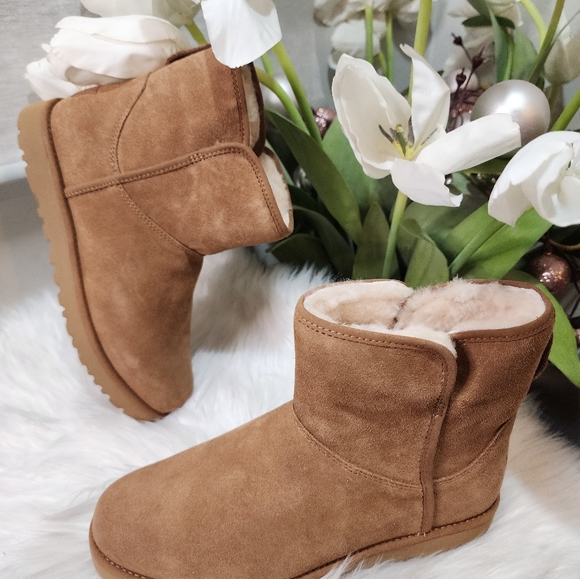 UGG Cory II Bootie Women new - Picture 6 of 9